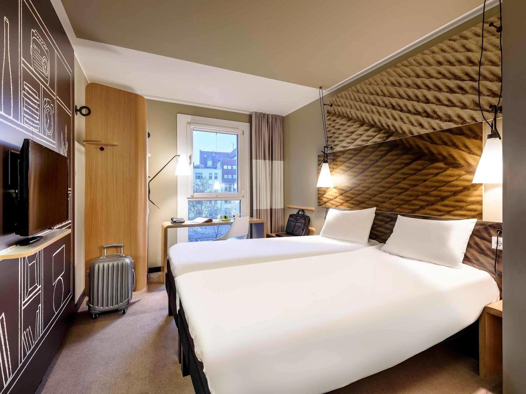 Ibis Leipzig City Exterior foto